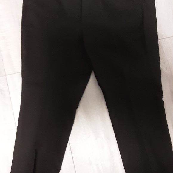 Brand new pants with tags - Picture 2 of 4